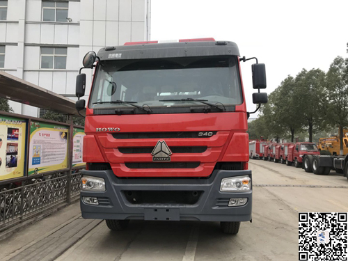 國五重汽豪沃后雙橋16噸水罐消防車(chē)