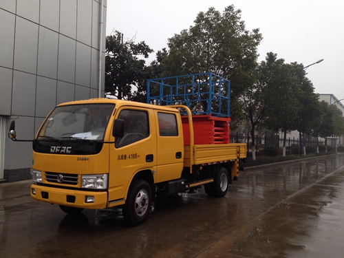 國五東風(fēng)10米高空作業(yè)車(chē)
