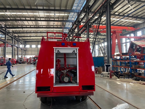 國六東風(fēng)2噸小型消防車(chē)