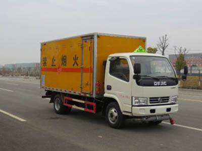 國五東風(fēng)4噸爆破器材運輸車(chē)