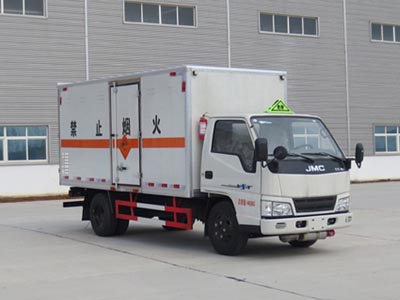國五江鈴1.5噸爆破器材運輸車(chē)