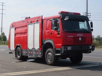重汽四驅6噸消防車(chē).jpg