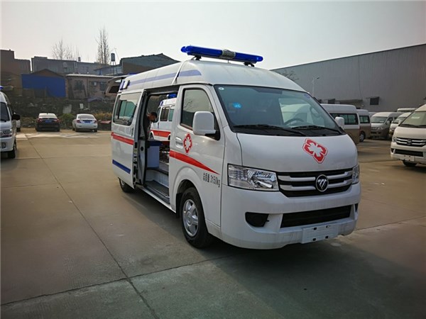 福田G7平頂短軸救護車(chē)